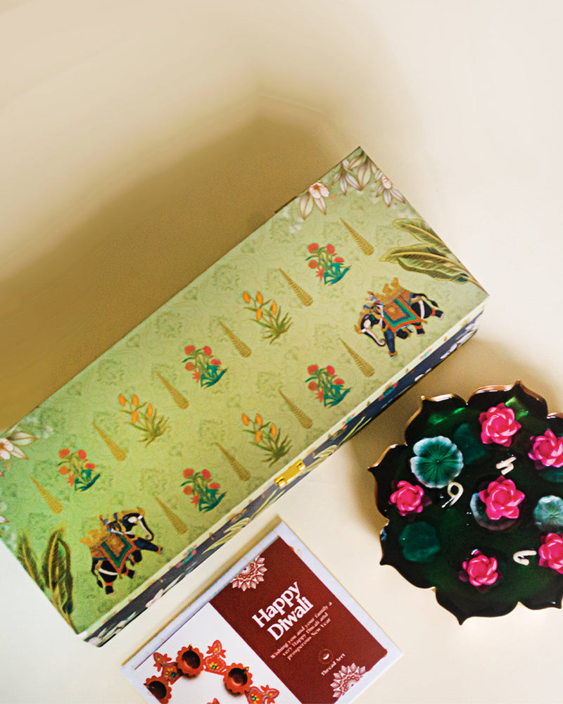 NutriGlow Gift Hamper – A Healthy Festive Treat Threadarrt