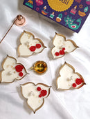 Trinetra Urli Petal Candles Threadarrt