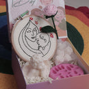 Mother’s Day Gift Hamper – A Handcrafted Hug for Mom Threadarrt