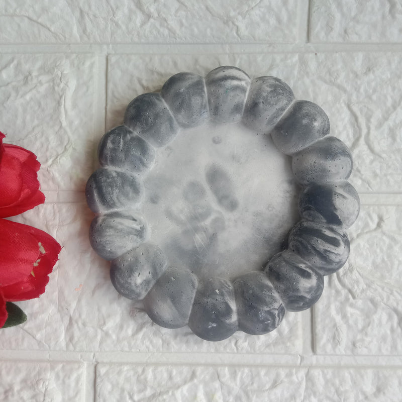 "Elegant Concrete Tray with Marble Effect - Versatile Decor, Single Piece"