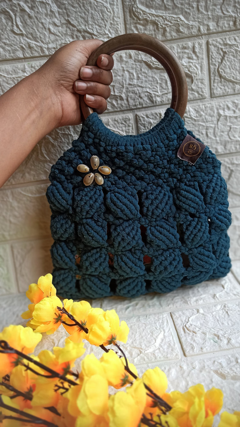 Royal Blue Macramé Shell Bag with Wooden Handle: Discover Boho Elegance Threadarrt