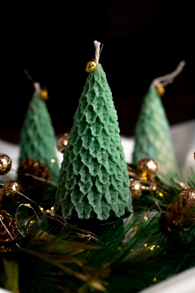 Pine Forest Christmas Tree Candle - Festive Holiday Fragrance